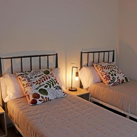 Casa Anida En Hualle Valdaliga 外观 照片