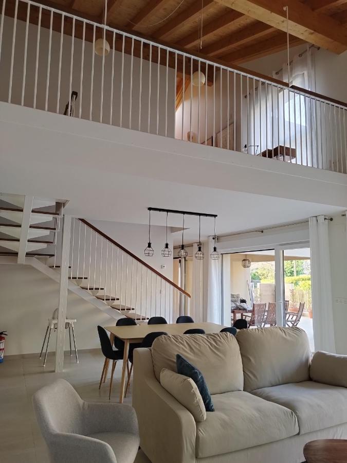 Casa Anida En Hualle Valdaliga 外观 照片