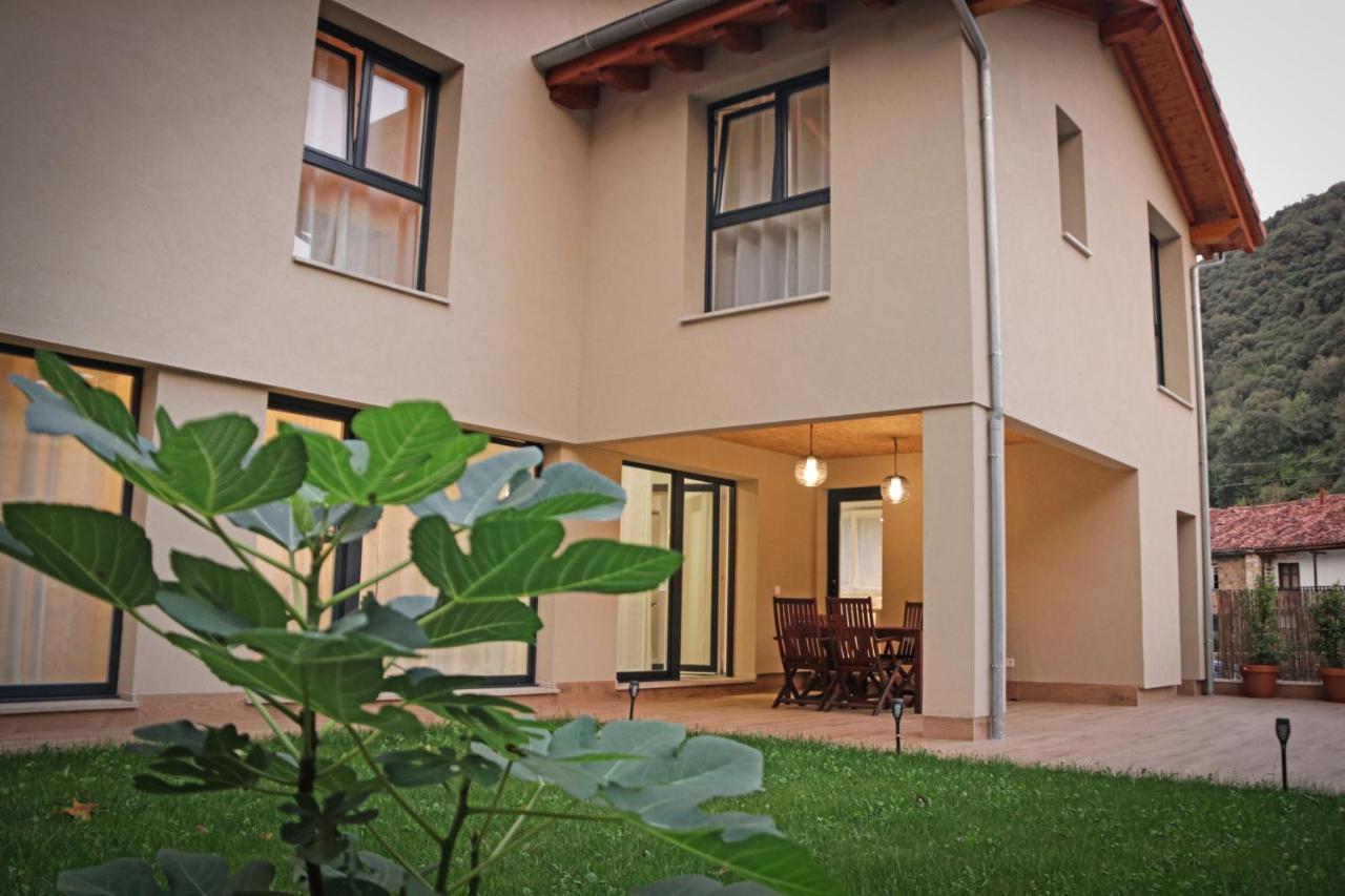 Casa Anida En Hualle Valdaliga 外观 照片